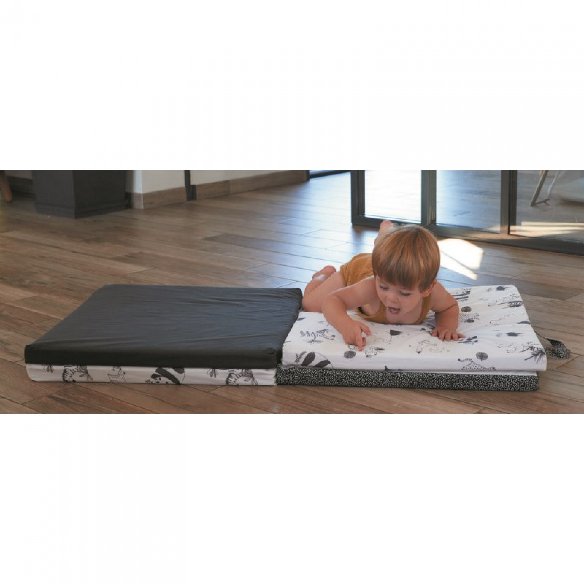 Candide Tapis De Motricite Black White Experience Made In Bebe