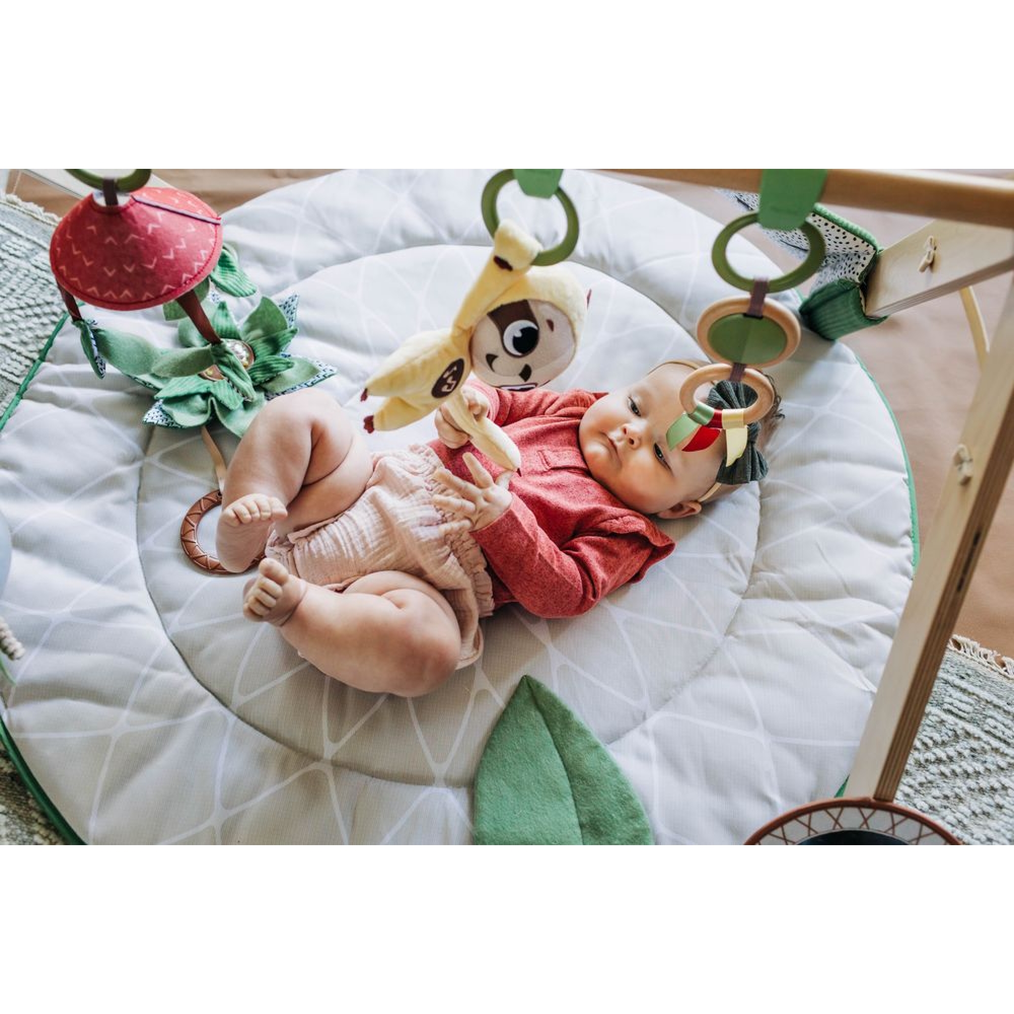 Portique d'éveil en bois pour bébé - Cadeaux de naissance fait main, la  nouvelle tendance à adopter - Elle