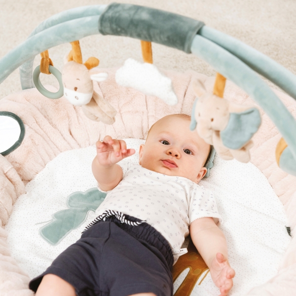 Tapis d'éveil pouf avec arches Luna & Axel