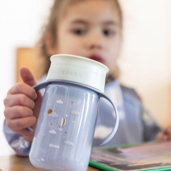 Tasse d’apprentissage 360° avec anses 340 ml Adventure