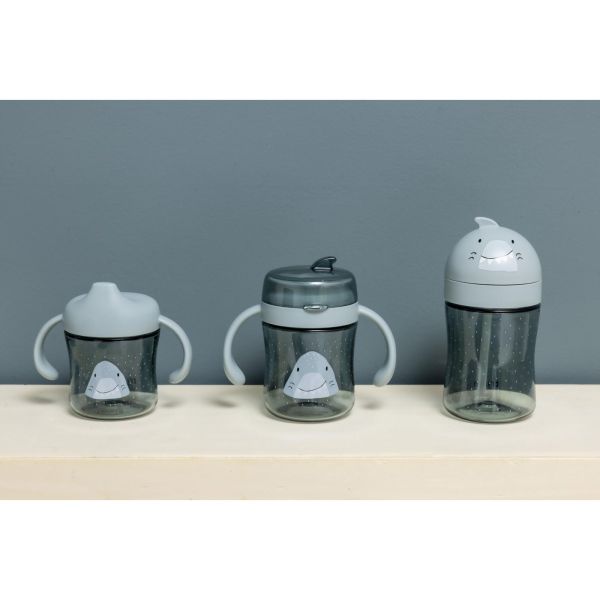 Tasse d'apprentissage avec poignées en silicone - Mr. Shark