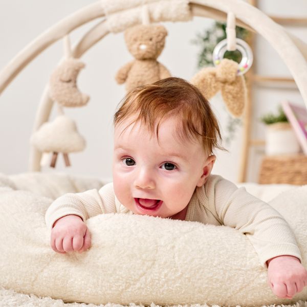 Tapis pouf avec arches Dia Teddy bouclette écru