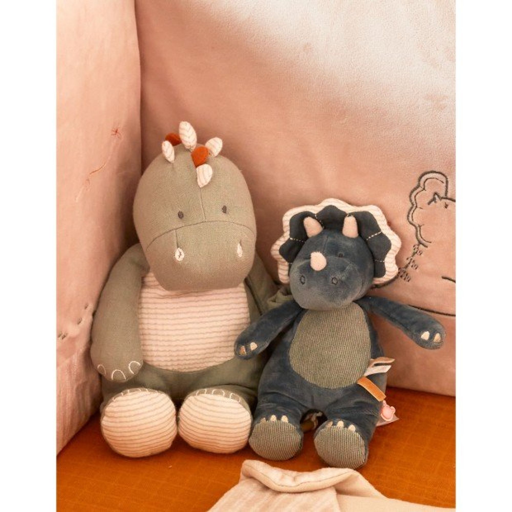 Peluche musicale moris moris sacha - petit bateau