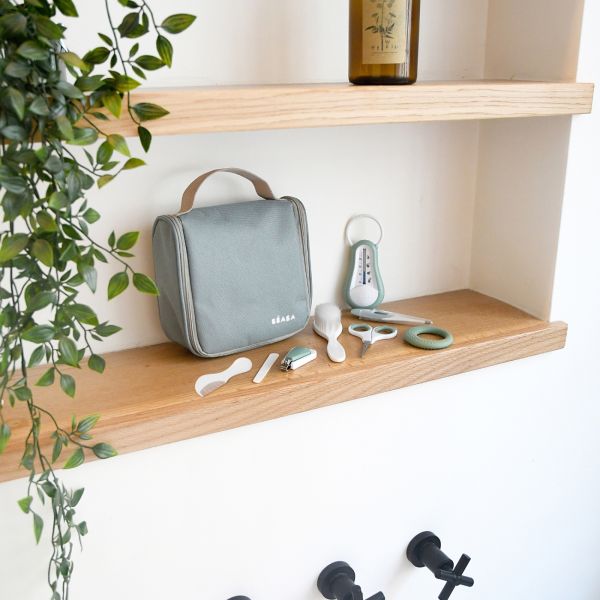 Trousse de toilette nomade 10 Accessoires Vert Sauge