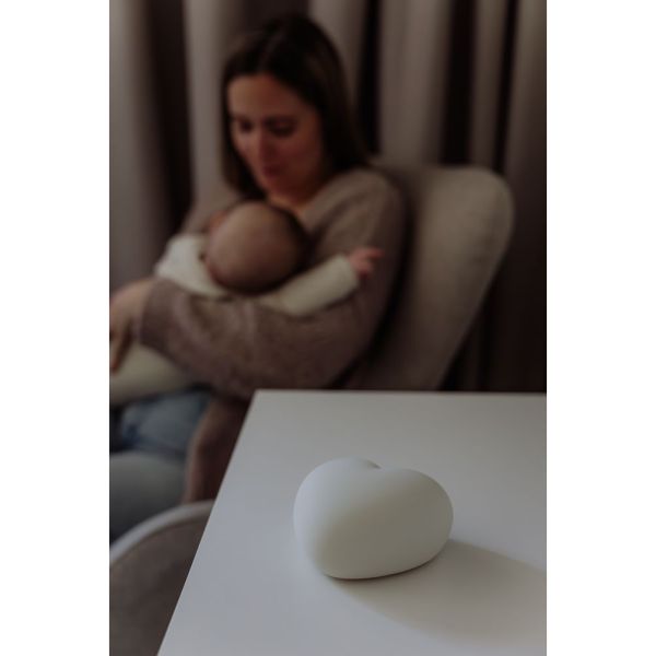 Veilleuse bébé et allaitement cœur Ruby gris clair
