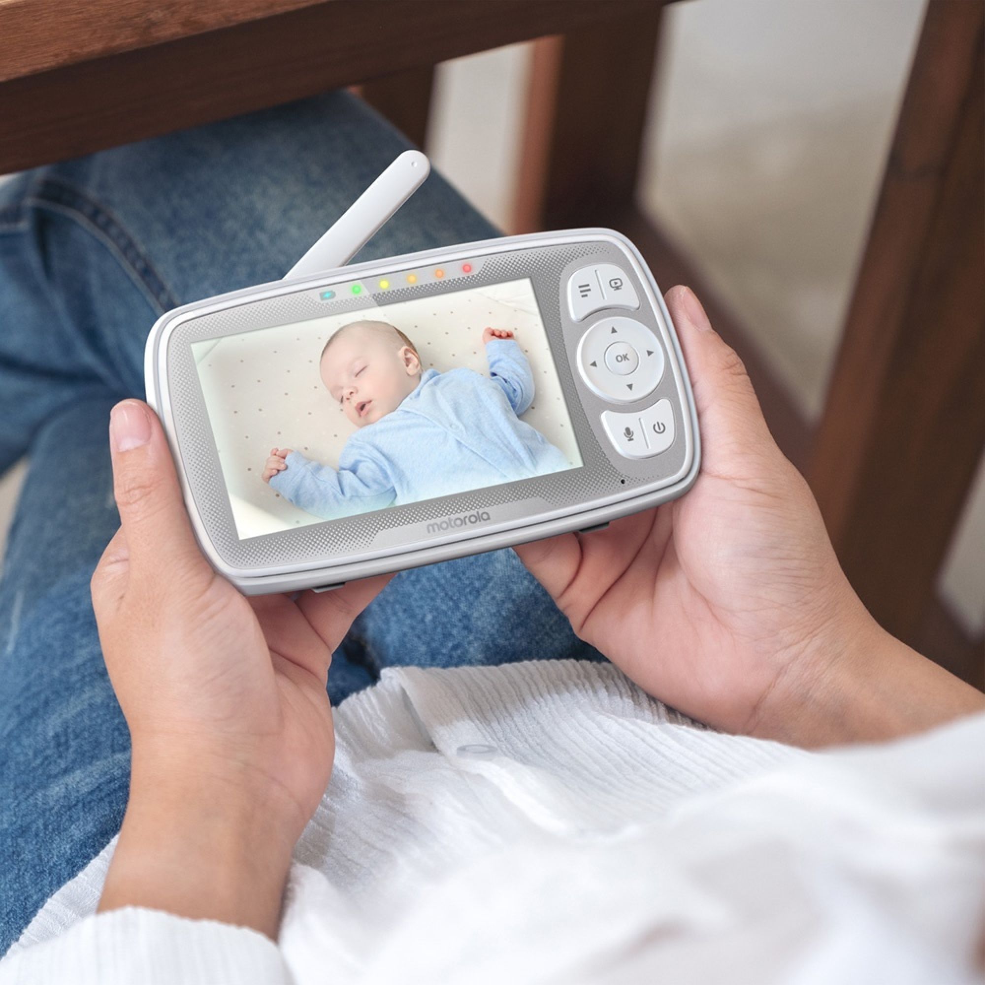 HelloBaby Babyphone Caméra Moniteur vidéo pour bébé avec caméra et Audio,  12,7 cm (5 ) écran LCD Couleur Caméra de Vision Nocturne Infrarouge Mode